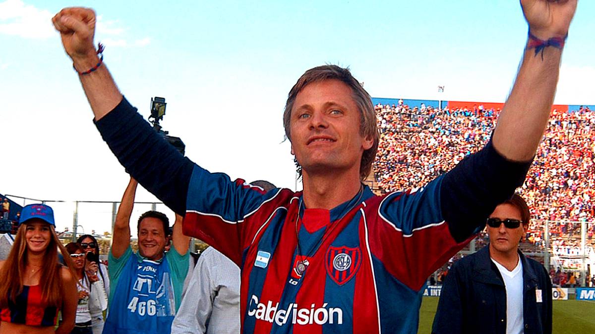 Viggo Mortensen San Lorenzo de Almagro
